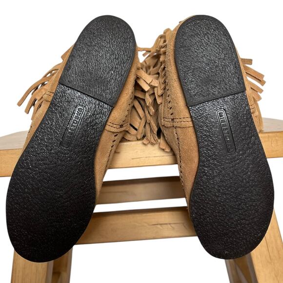 NWOT Minnetonka 3-Layer Fringe Boot size 9 - Picture 4 of 5